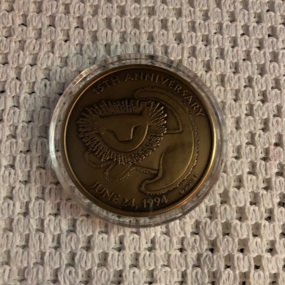Walt Disney Lion King 15th Anniversary 1994 Bronze Medallion Coin #89/1000 - Picture 7 of 10